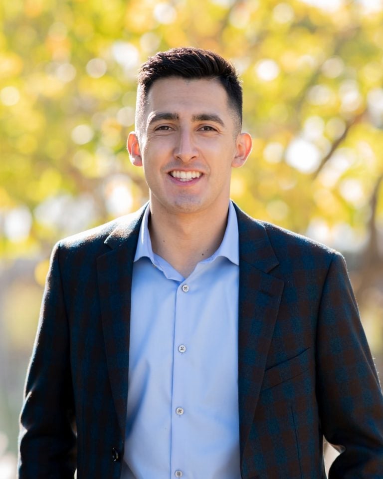 Javier Ruiz, local cash home buyer in Hemet California