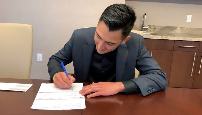 Signing probate sale paperwork in Hemet - fast cash for inherited property